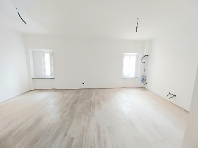 Foto Casa indipendente a Calci Centro di 180 m² con 8 locali in vendita