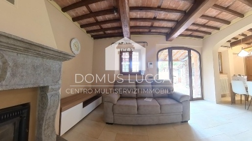 Foto Case semi ndipendenti a Capannori Verciano - Guamo di 145 m²
