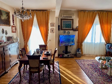 Foto Appartamento a Firenze Porta al Prato - San Jacopino di 140 m²