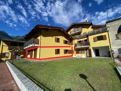 Foto Appartamento in Via Circonvallazione 11, Verrès Centro di 80 m²