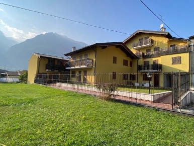 Foto Appartamento in Via Circonvallazione 11, Verrès Centro di 80 m²