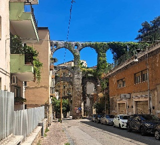 Foto Appartamento in via arce 10, Salerno Centro di 80 m² con 4 locali