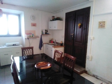 Foto Appartamento in Via Santa Rosa, Viterbo Sacrario - Piazza della Rocca
