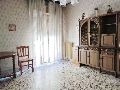 Foto Appartamento in Via Don Nicola Ragno 5, Trani di 90 m² con 3 locali
