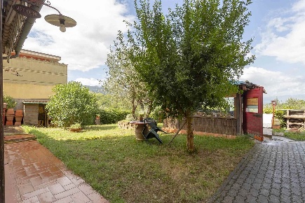 Foto Appartamento in via Pucci e Verdini, Carmignano Centro di 62 m²