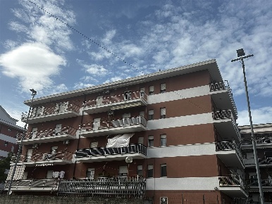 Foto Appartamento in VIA ALDO MORO, Vasto di 138 m² con 8 locali in vendita