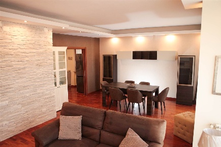 Foto Appartamento in Via Alois  15, Caserta Corso Trieste di 81 m²