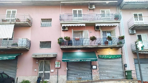 Foto Appartamento in VIA IV NOVEMBRE, Aci Catena Centro di 65 m² in vendita
