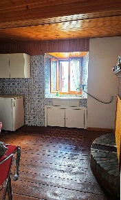 Foto Casa indipendente a Sestola di 105 m² con 7 locali in vendita