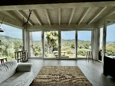 Foto Agriturismo a Portoferraio di 80 m² con 4 locali in vendita