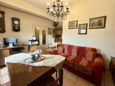 Foto Appartamento a Pieve a Nievole Centro di 92 m² con 5 locali in vendita