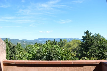 Foto Appartamento a Montescudaio di 214 m² con 6 locali in vendita