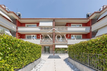 Foto Appartamento in via 11 aprile 1848 13, Castelnuovo del Garda Centro