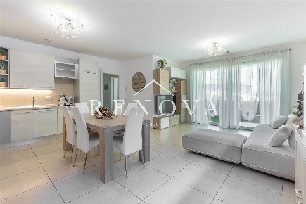 Foto Appartamento in via 11 aprile 1848 13, Castelnuovo del Garda Centro