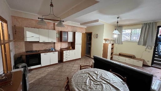 Foto Appartamento in Via Ispica, Acireale di 77 m² con 1 locali in affitto