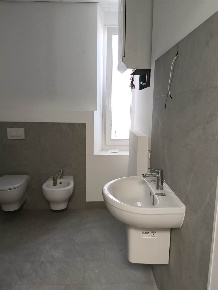Foto Negozio a Brescia Ospedale Civile di 88 m² con 3 locali in affitto