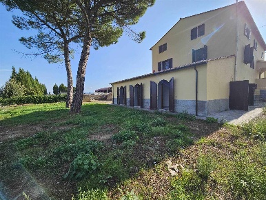 Foto Appartamento a Piombino Riotorto di 75 m² con 3 locali in vendita