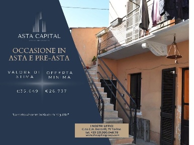 Foto Appartamento in Via G.B.Castelletto, Feletto di 217 m² con 10 locali
