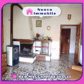 Foto Appartamento a Castiglion Fibocchi di 128 m² con 5 locali in vendita