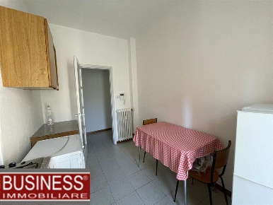 Foto Appartamento in Via Pier Francesco Mola, Milano Certosa di 70 m²