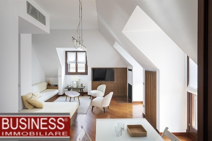 Foto Appartamento in Via Goldoni, Milano Indipendenza di 80 m² con 2 locali