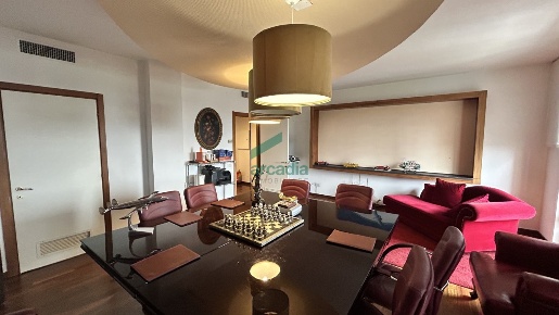 Foto Ufficio in Via Rodolfo Redi 3, Bari Poggiofranco di 170 m² in vendita