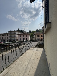Foto Appartamento in Piazza San Leonardo, Vernio Mercatale San Quirico
