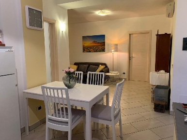 Foto Appartamento in Via Nicelli 1, Lugagnano Val d'Arda Centro di 55 m²
