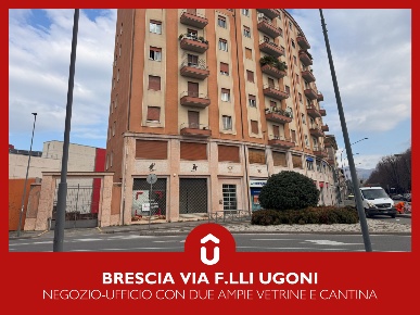 Foto Locale commerciale in Via Fratelli Ugoni 32/G, Brescia di 131 m²