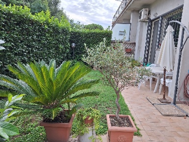 Foto Appartamento in Via San Michele  11, Morlupo Centro di 145 m²