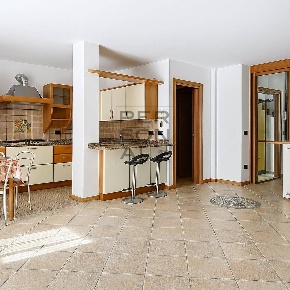 Foto Appartamento a Pergine Valsugana Centro di 132 m² con 5 locali