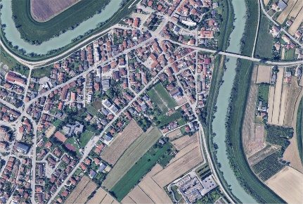 Foto Casa indipendente in Via Molino, Torre di Mosto Centro di 120 m²