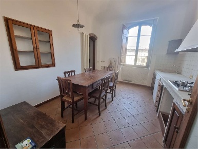 Foto Appartamento in VIALE MAZZINI 33, Sarzana Centro di 100 m² in vendita