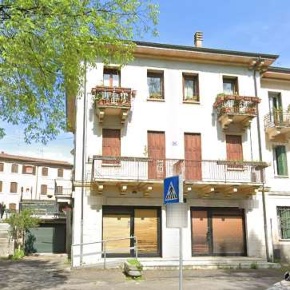 Foto Negozio in Vicolo Municipio, Verona Avesa di 120 m² con 1 locali