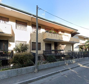 Foto Appartamento in Via Trieste, Paderno Dugnano di 130 m² con 4 locali