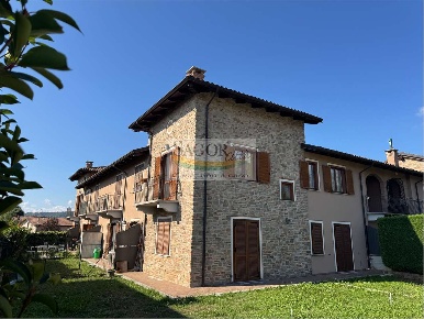 Foto Appartamento in VIA DON ASVISIO  3, Frossasco di 50 m² con 2 locali