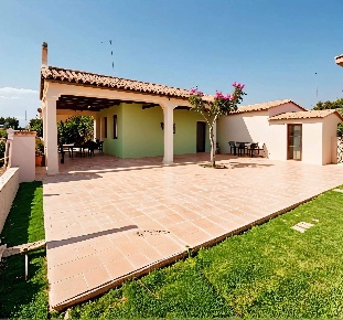 Foto Villa unifamiliare in Granelli, Pachino Granelli di 75 m² con 4 locali