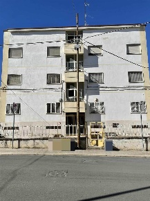 Foto Appartamento a Canosa di Puglia Centro di 60 m² con 3 locali