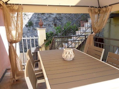 Foto Appartamento a La Spezia di 80 m² con 3 locali in affitto