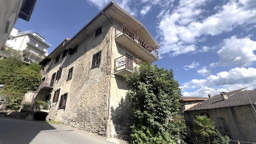 Foto Rustico in VIA XXV APRILE, Berbenno di Valtellina Centro di 219 m²