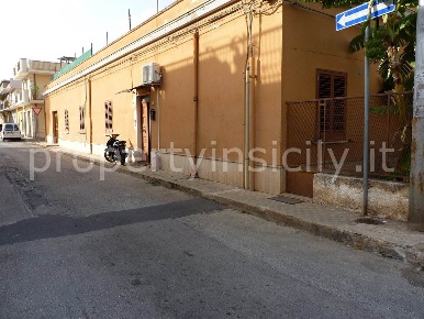Foto Casa indipendente in Via delle Viole 2, Siracusa Cassibile di 163 m²