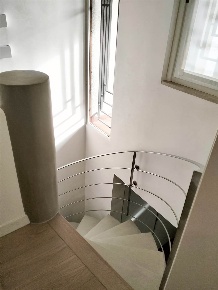 Foto Appartamento a Desenzano del Garda Rivoltella di 200 m² con 4 locali