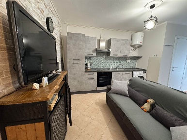 Foto Appartamento a Massa Marina di Massa Centro di 40 m² con 2 locali