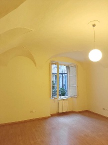 Foto Ufficio a Siena San Domenico - Fontebranda di 80 m² con 4 locali