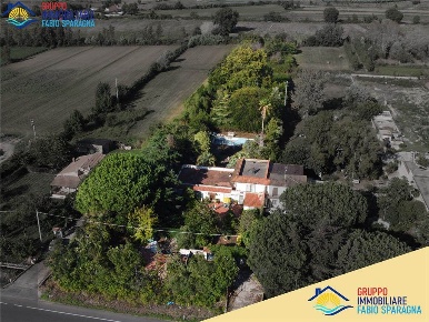 Foto Villa unifamiliare in Via domiziana  33, Cellole di 455 m² in vendita