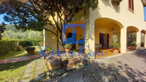 Foto Villa unifamiliare a Figline e Incisa Valdarno Incisa In Val D'Arno