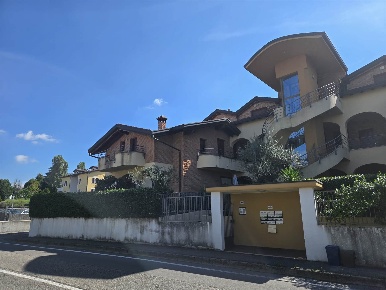 Foto Appartamento in GENERAL CANTORE 28, Giussano Centro di 85 m²