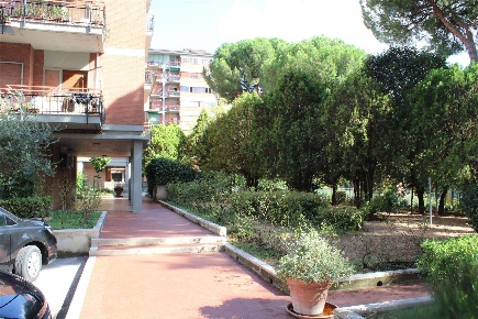 Foto Appartamento a Firenze Novoli di 162 m² con 8 locali in vendita