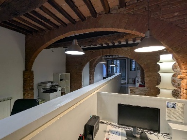 Foto Ufficio a Siena San Domenico - Fontebranda di 77 m² con 3 locali