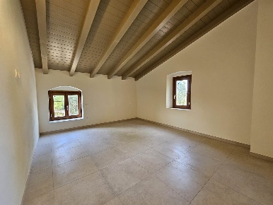 Foto Appartamento a Piombino Riotorto di 150 m² con 5 locali in vendita
